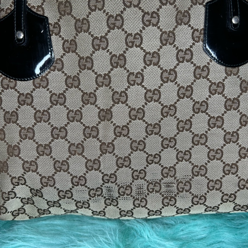 Gucci Shoulder Bag - Picture 3 of 11